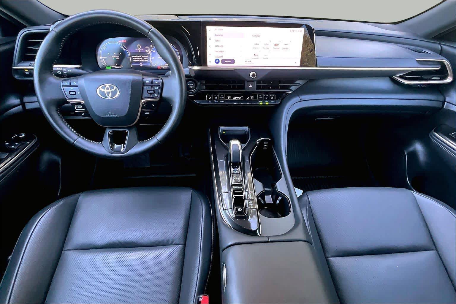Used 2026 Toyota Crown AWD/4WD image 14