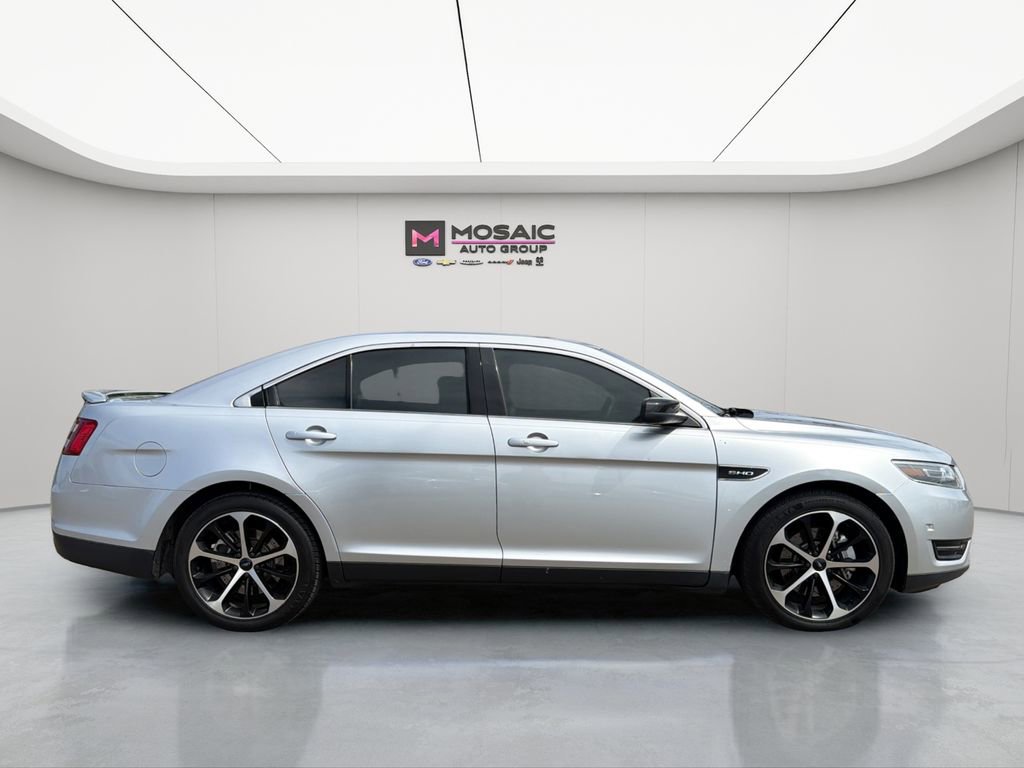 Used 2015 Ford Taurus SHO w/ Technology Package AWD/4WD image 9