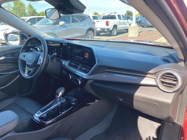 Used 2024 Chevrolet Trax ACTIV w/ Driver Confidence Package FWD image 27