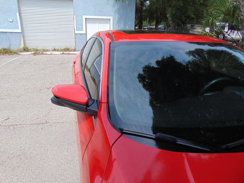 Used 2018 Honda Civic EX-L image 13