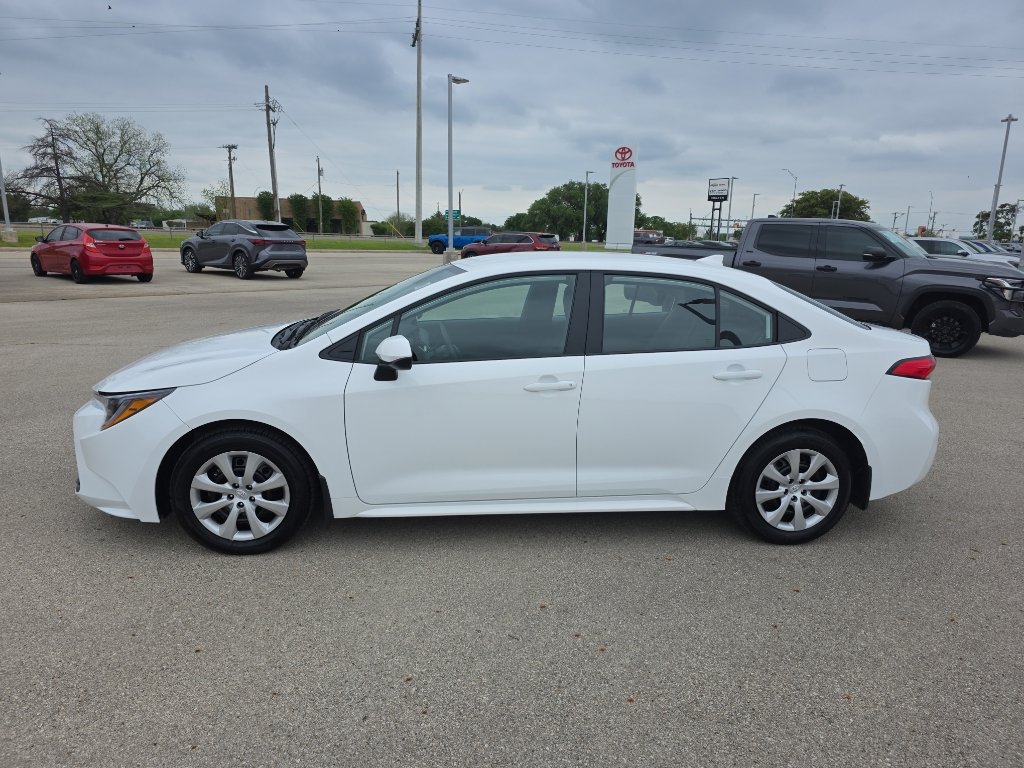 Certified 2026 Toyota Corolla LE image 4