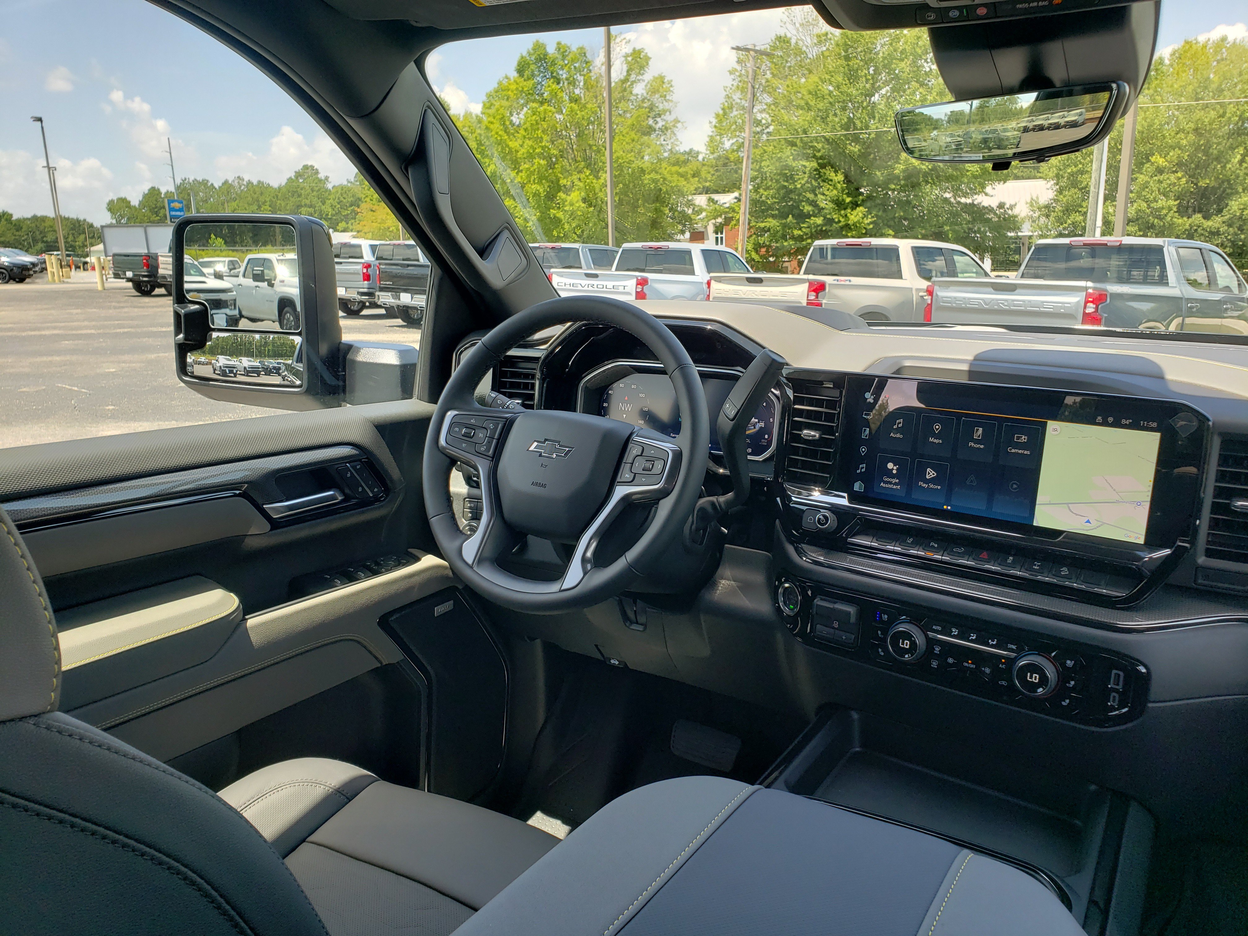 New 2026 Chevrolet Silverado 2500 ZR2 w/ LPO, Dark Essentials Package AWD/4WD image 39