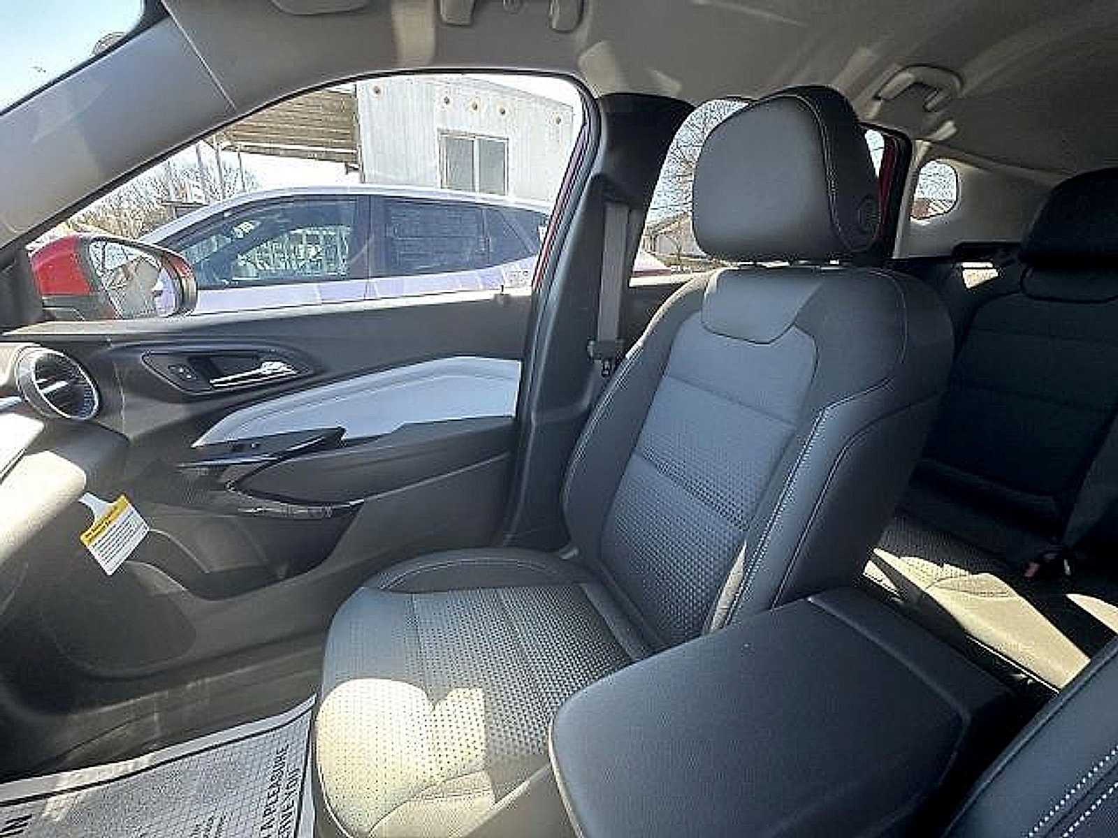 New 2026 Chevrolet Trax LT w/ Driver Confidence Package FWD image 14
