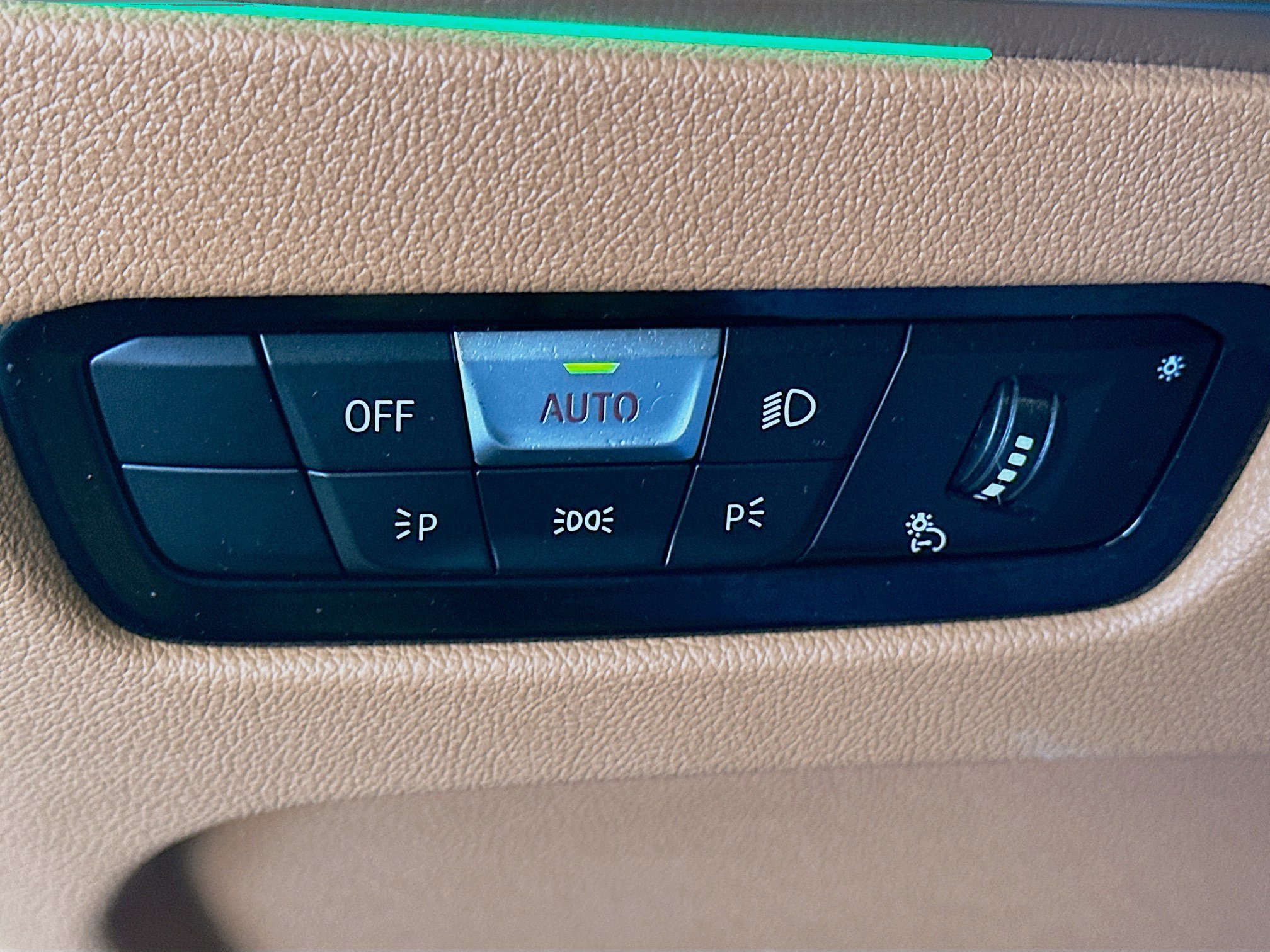 Used 2023 BMW i4 eDrive35 w/ Premium Package image 17