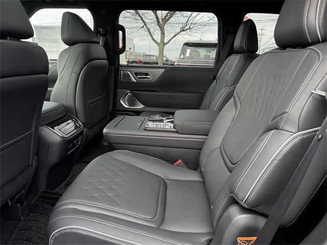 New 2026 INFINITI QX80 Autograph w/ Premium Cargo Package image 11