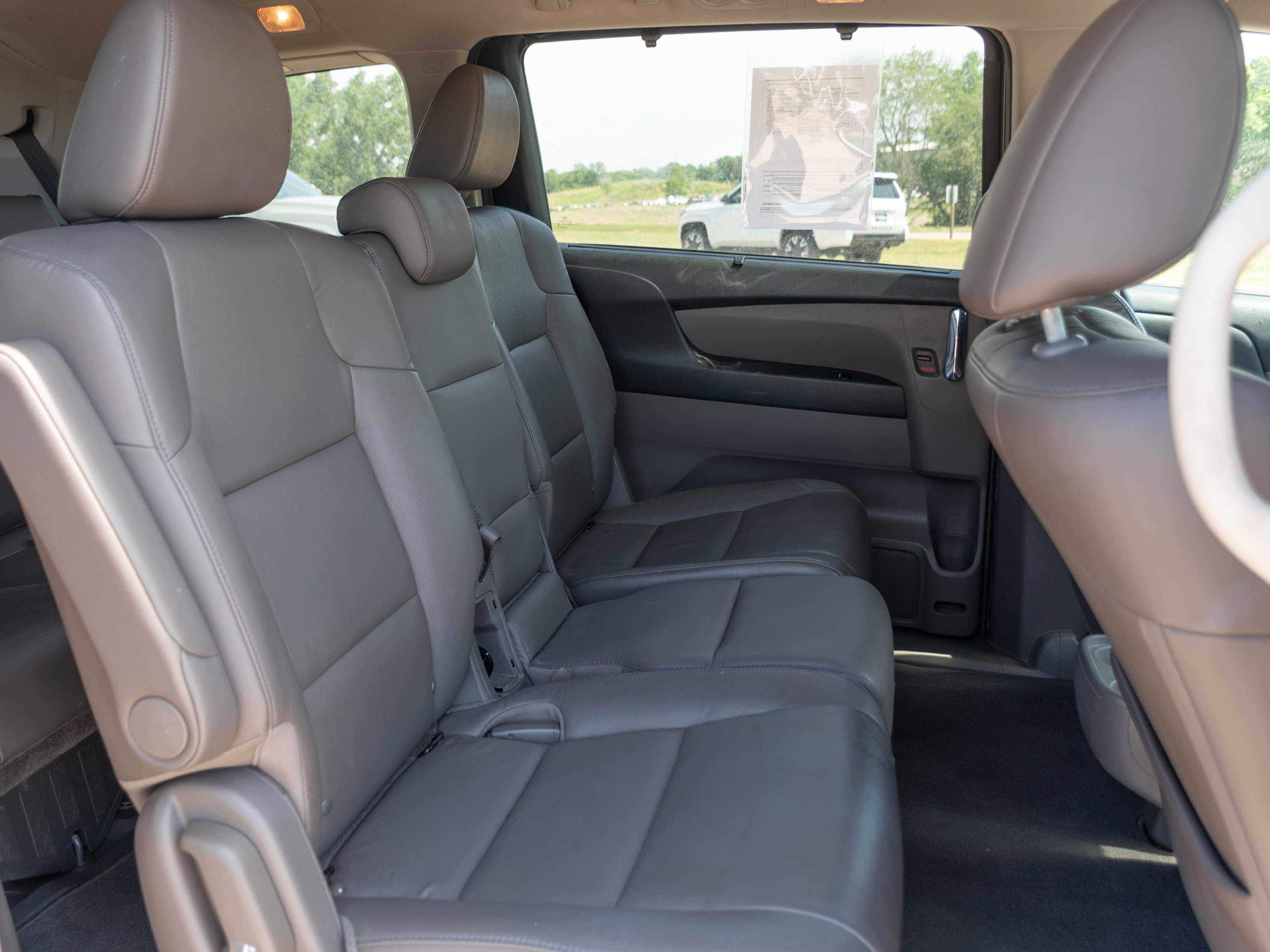Used 2014 Honda Odyssey EX-L image 23