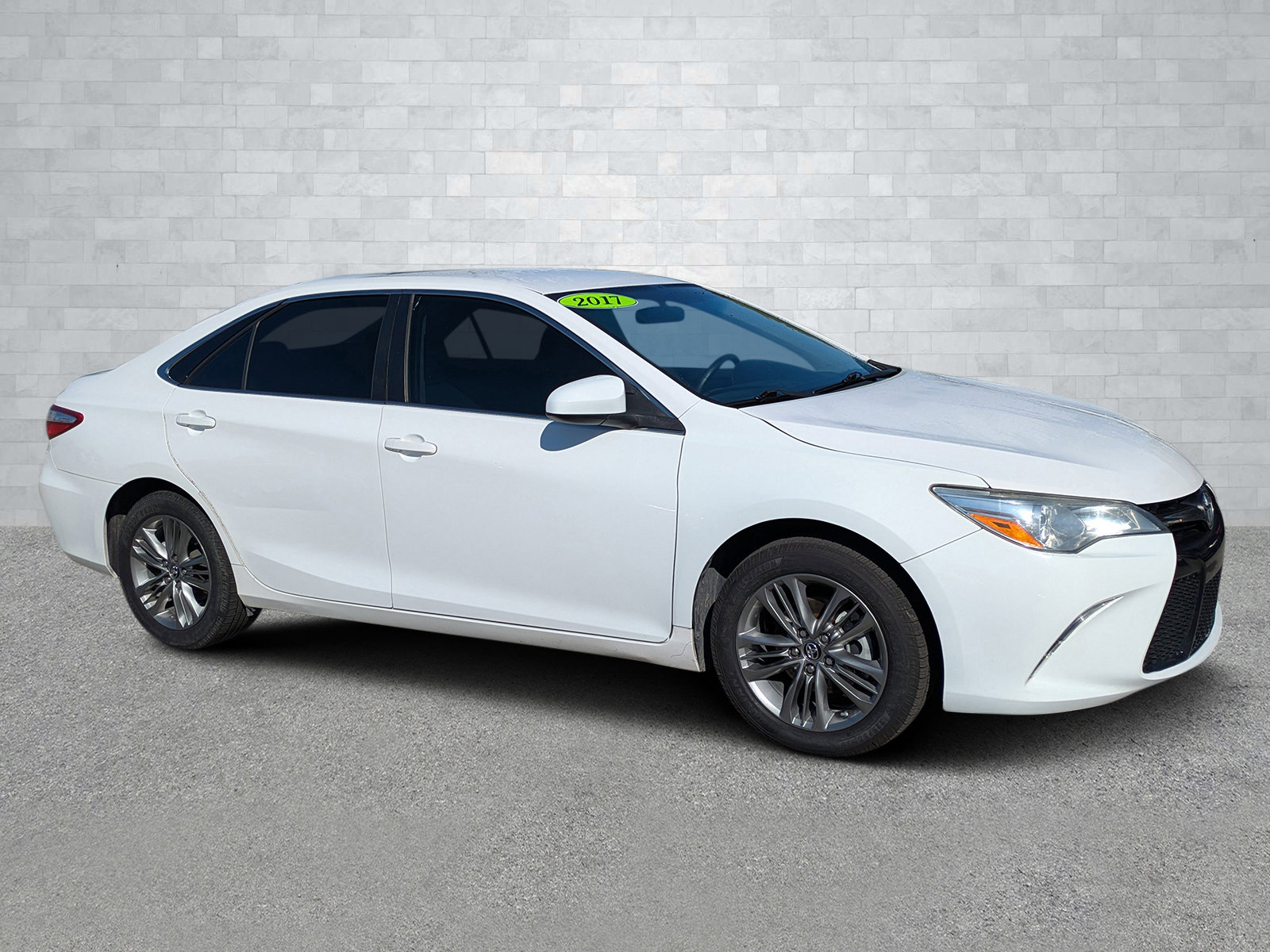Used 2017 Toyota Camry LE