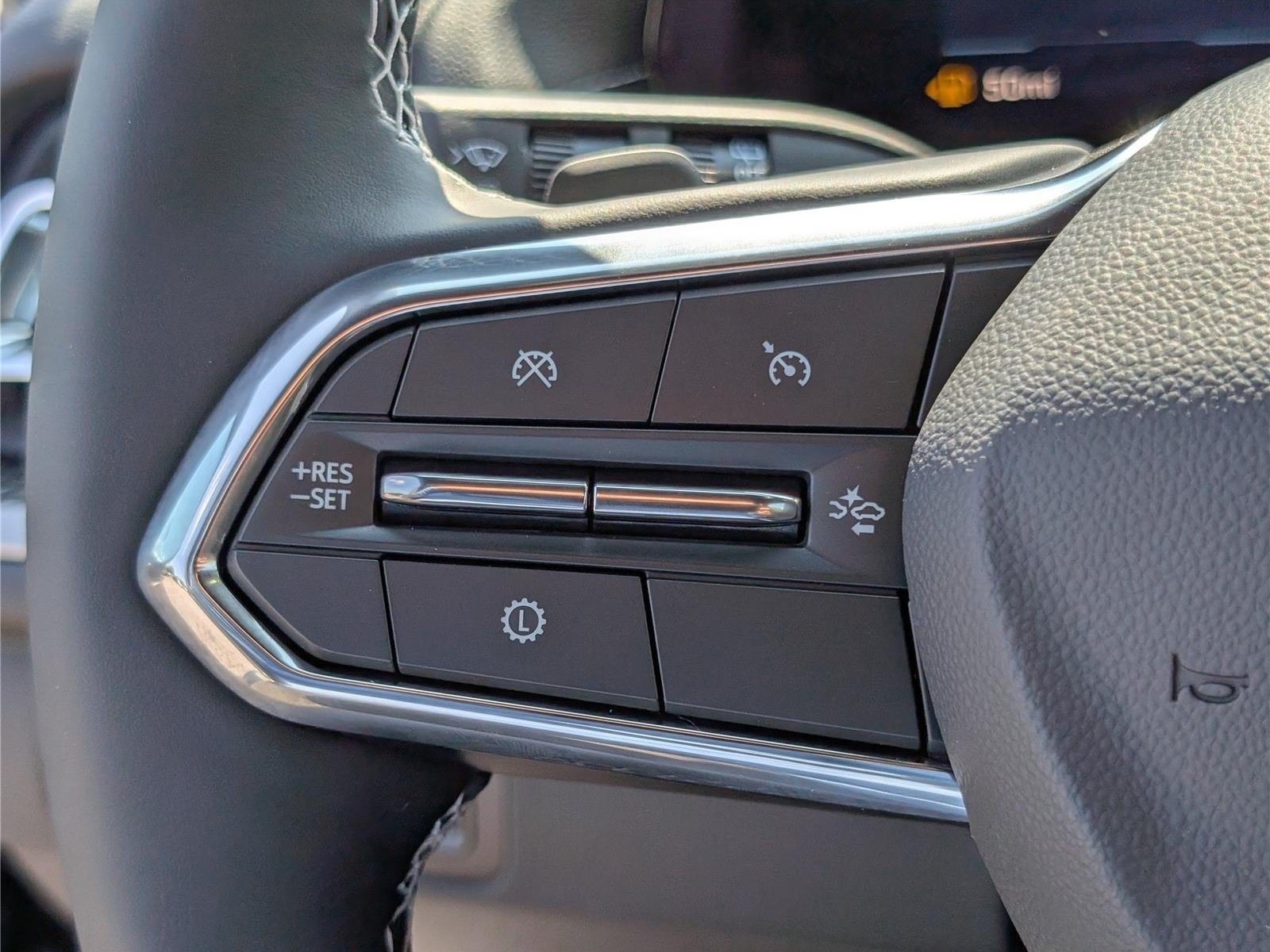 New 2027 Chevrolet Traverse LT w/ Driver Confidence Package FWD image 20