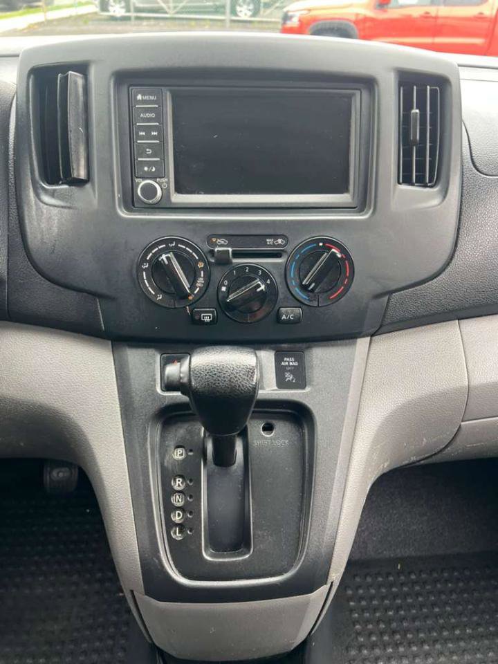 Used 2021 Nissan NV200 S w/ Back Door Glass Package FWD image 18