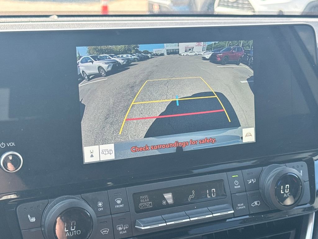 Used 2024 Toyota Grand Highlander XLE image 4