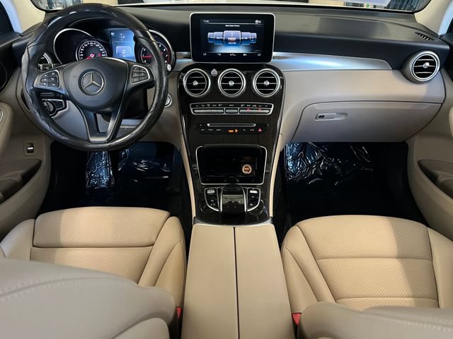 Used 2016 Mercedes-Benz GLC 300 image 33
