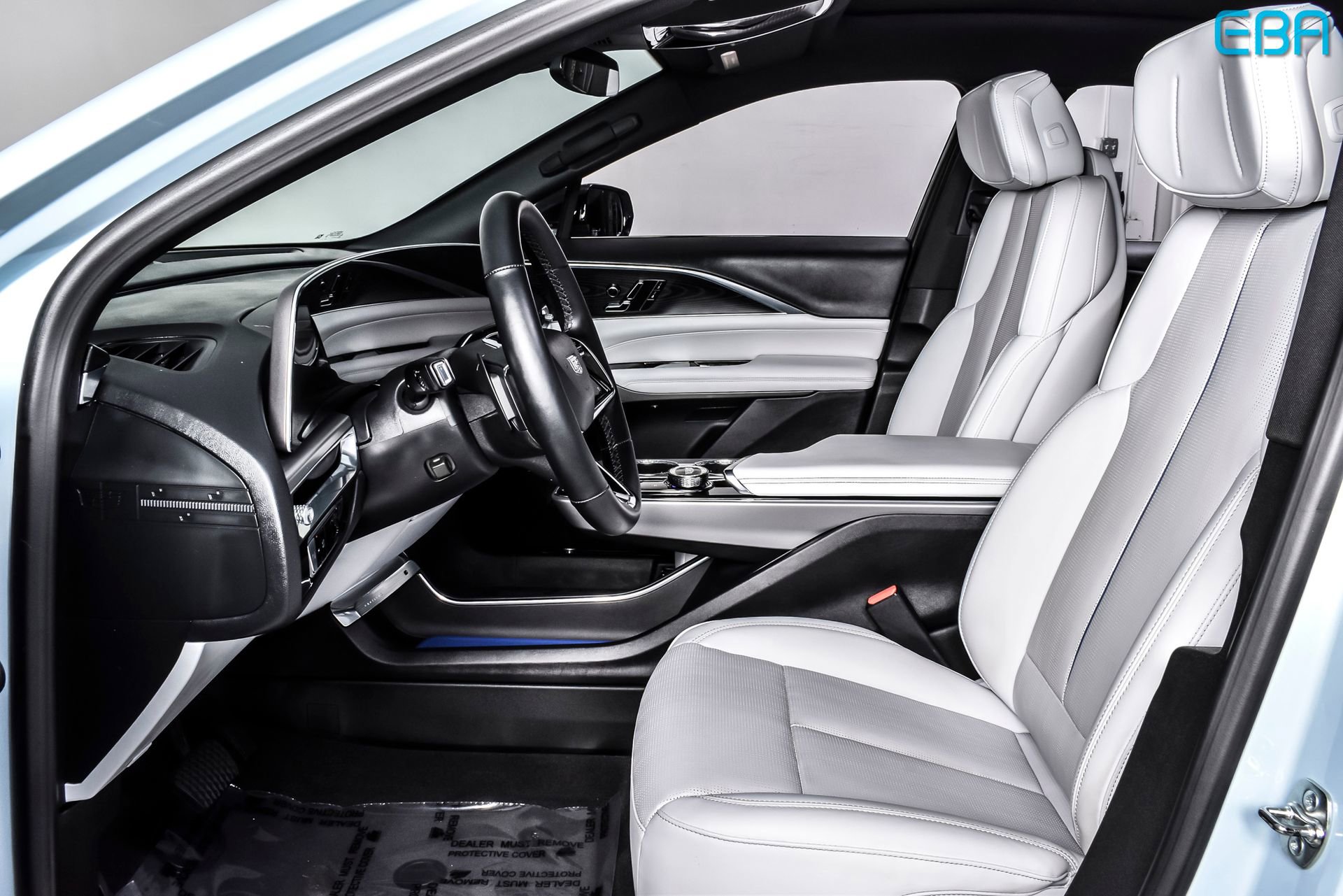 Used 2024 Cadillac Lyriq Sport image 14