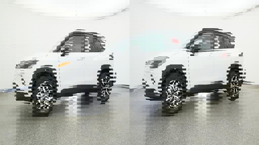 New 2026 Toyota Corolla Cross SE image 18