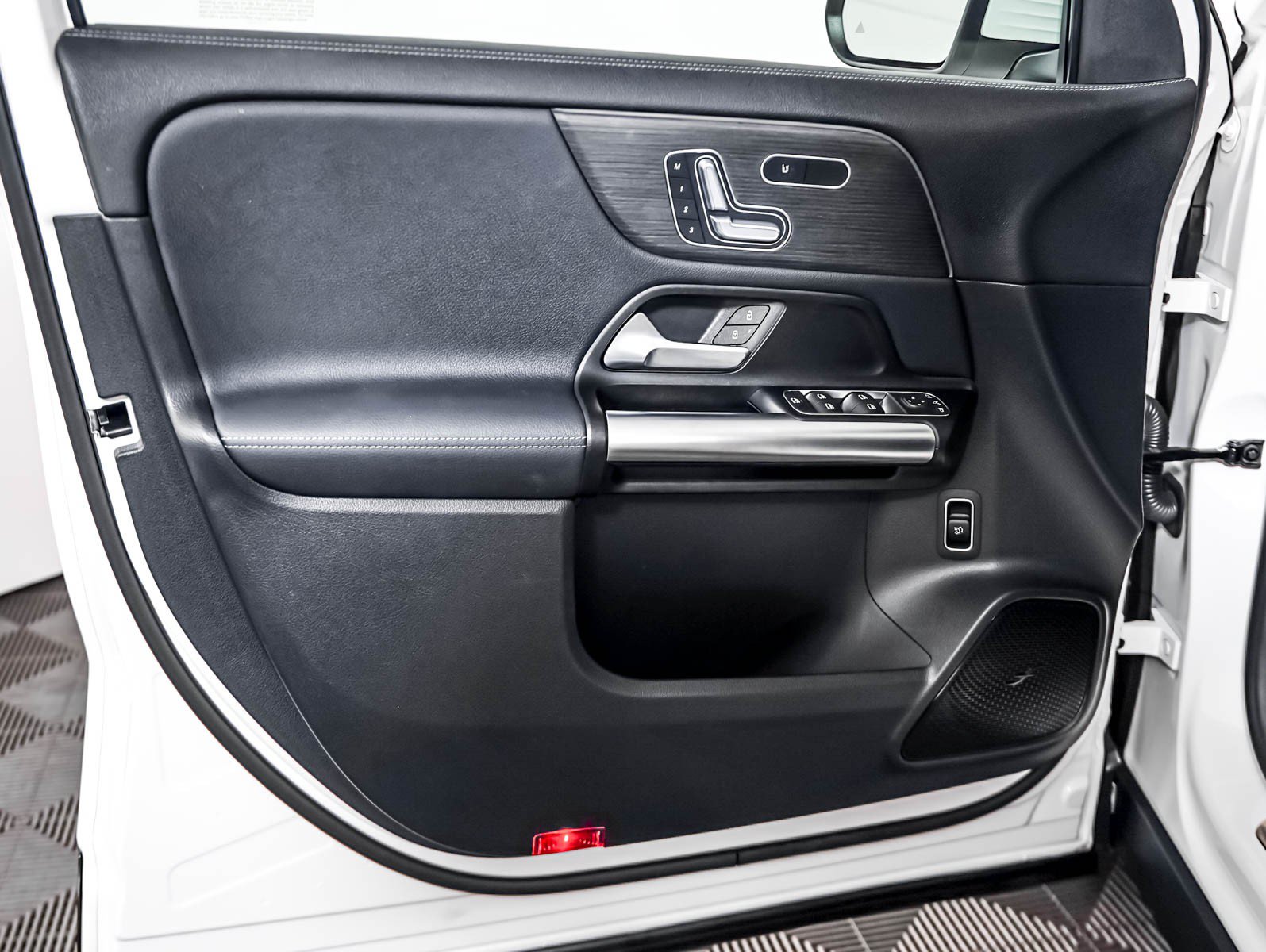Used 2026 Mercedes-Benz GLA 250 4MATIC image 24