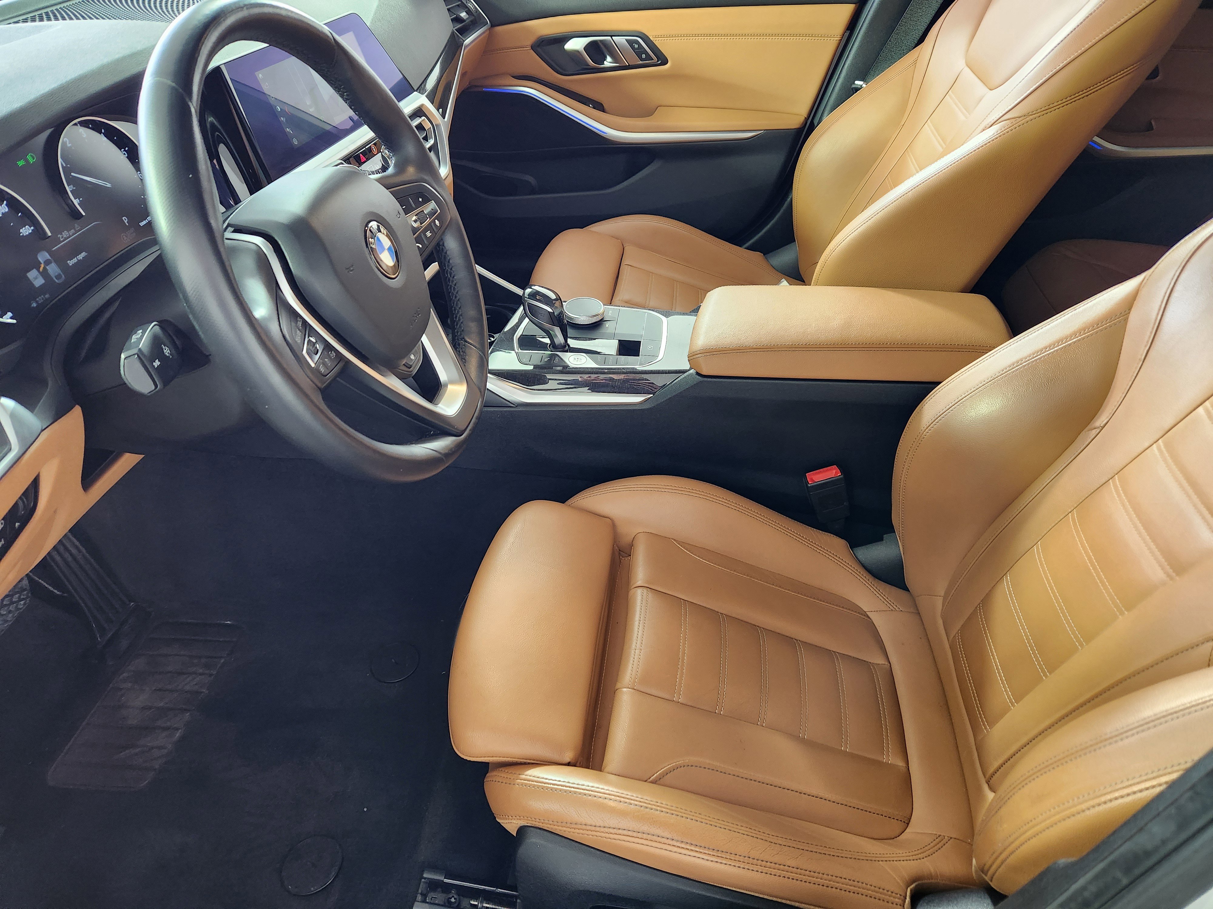 Used 2020 BMW 330i xDrive 330i xDrive w/ Convenience Package image 11