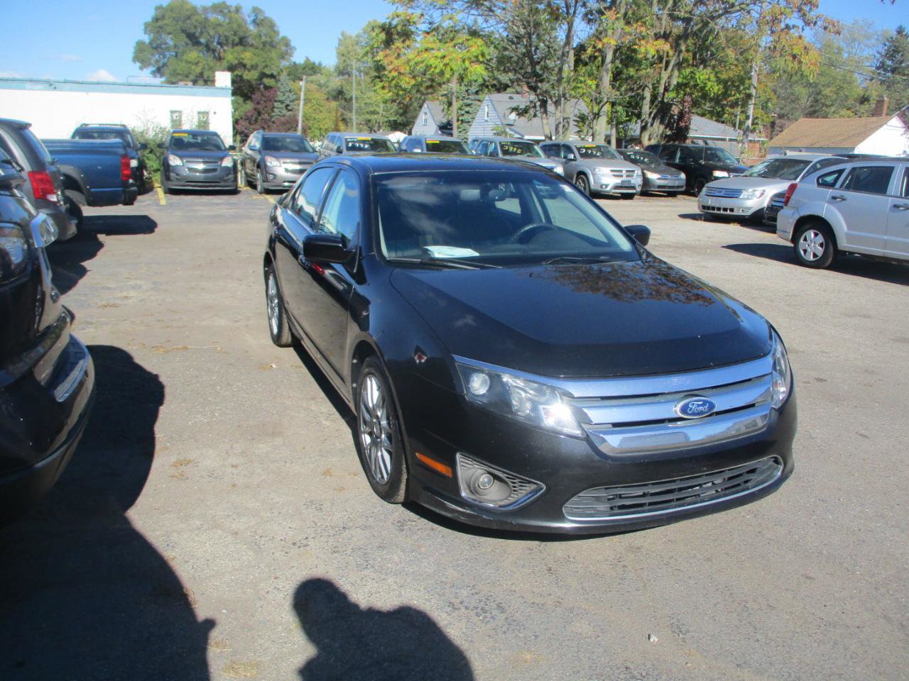 Used 2010 Ford Fusion SEL FWD image 1