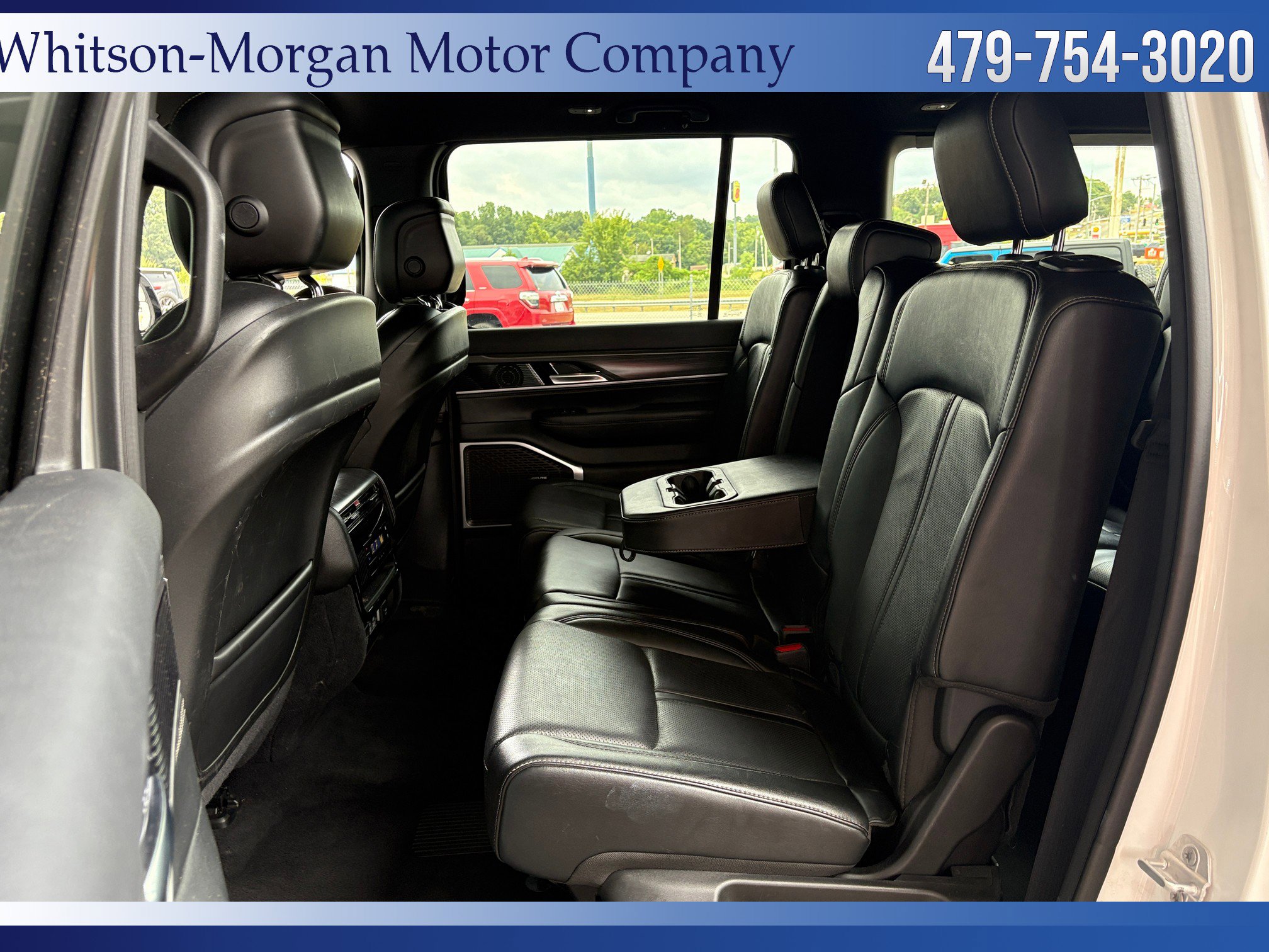 Used 2024 Jeep Wagoneer Series II w/ Flexible Seating Group image 38