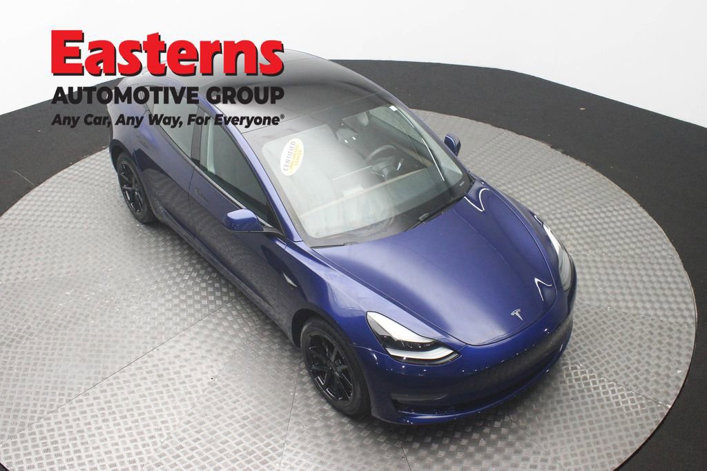 Used 2023 Tesla Model 3 Standard Range RWD image 3