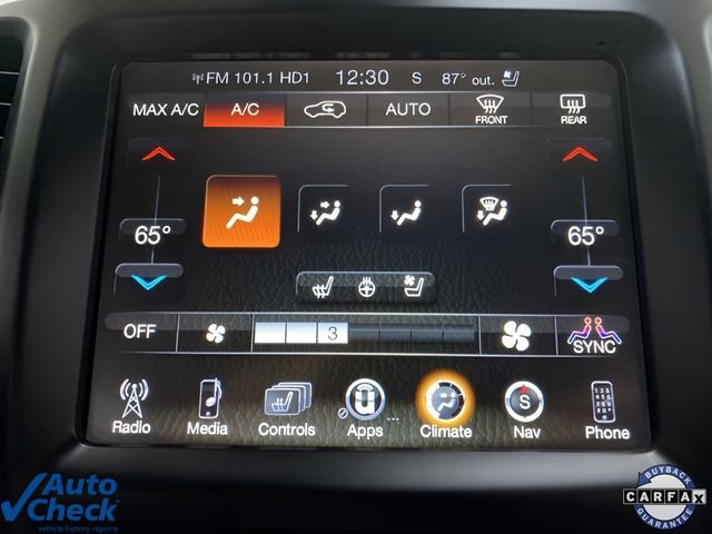 Used 2017 Jeep Cherokee Overland w/ Technology Group image 39