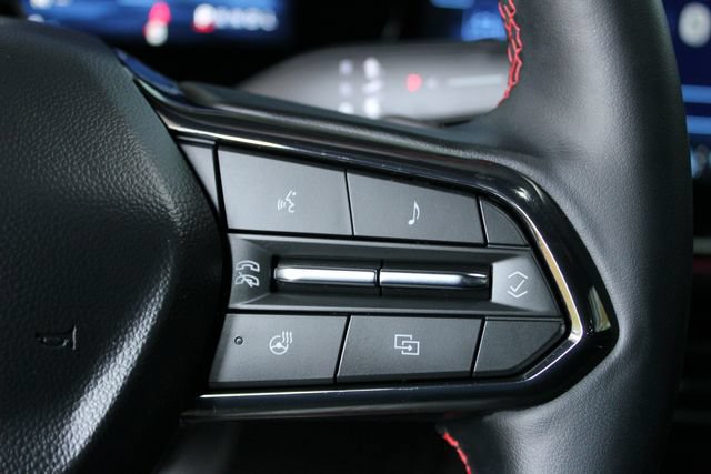 Used 2025 Chevrolet Traverse RS w/ LPO, Floor Liner Package AWD/4WD image 21
