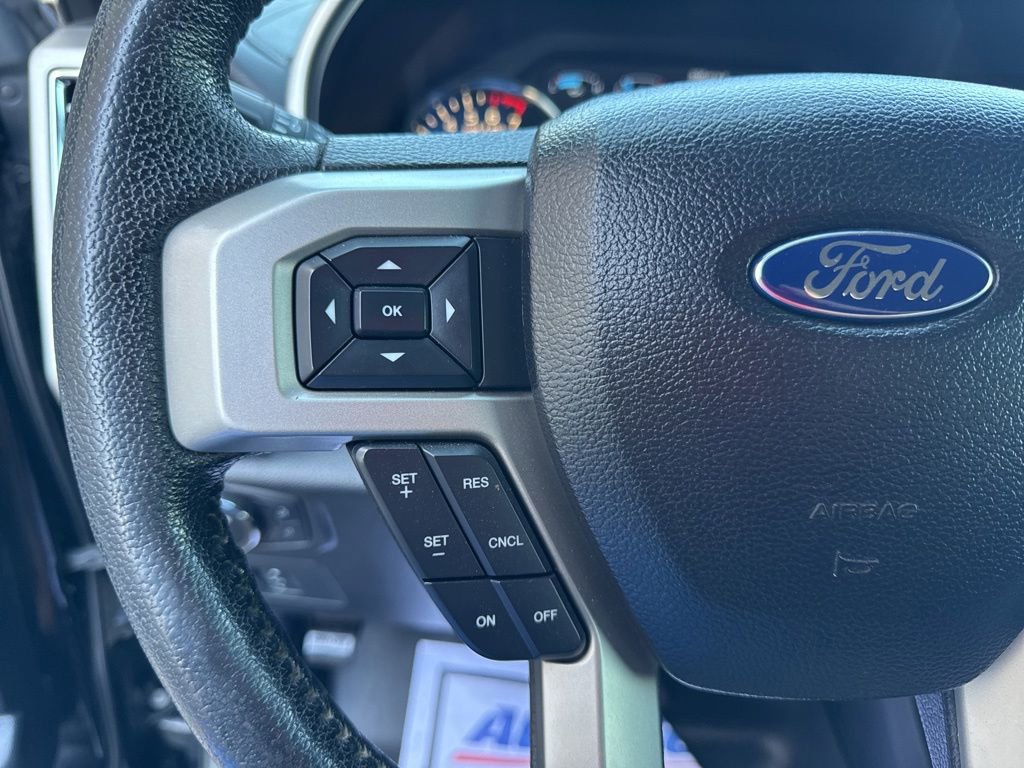 Used 2016 Ford F150 Lariat w/ Equipment Group 502A Luxury AWD/4WD image 20