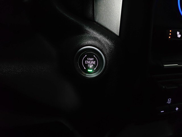 Used 2020 Chevrolet Silverado 1500 LT w/ All-Star Edition image 27