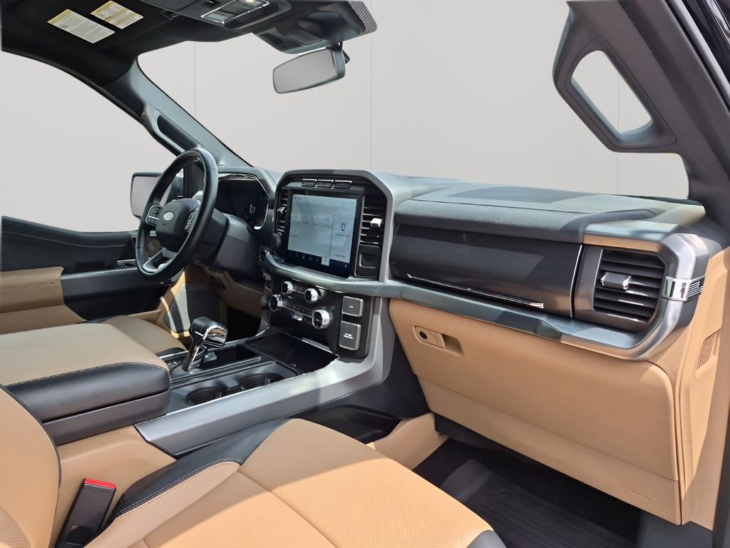 Used 2022 Ford F150 Lariat w/ Max Trailer Tow Package image 14