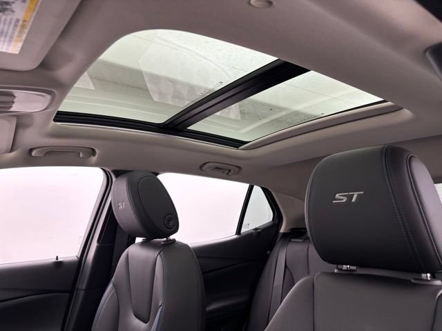 New 2026 Buick Encore GX Sport Touring w/ Advanced Technology Package FWD image 5