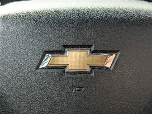 Used 2020 Chevrolet Silverado 1500 Custom w/ Custom Value Package image 13