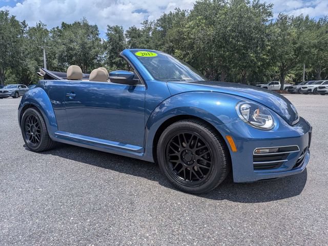 Used 2017 Volkswagen Beetle 1.8T SEL FWD image 1