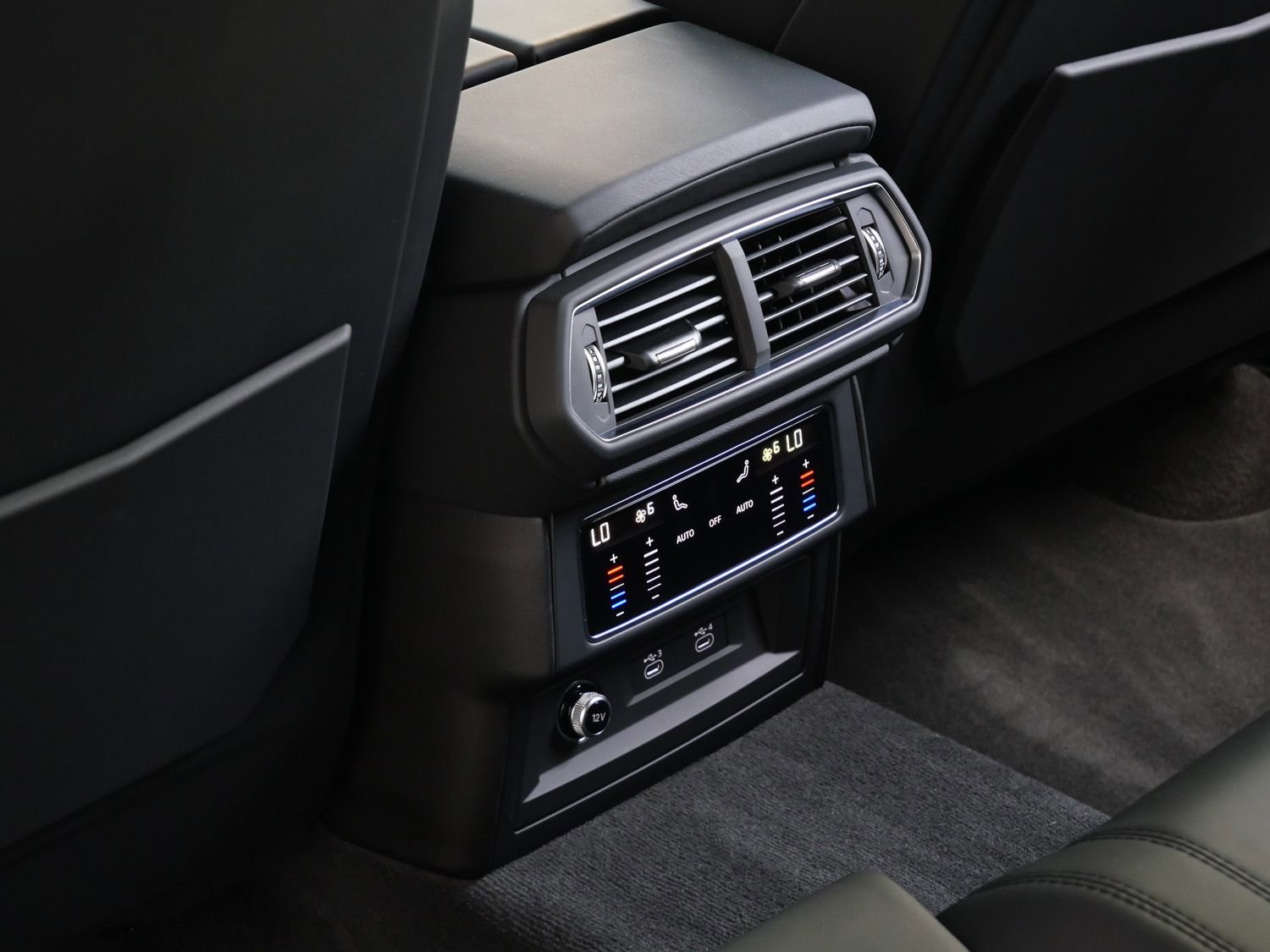 Used 2023 Lamborghini Urus S image 22