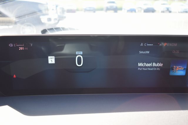 New 2025 Ford Expedition Max Platinum image 17