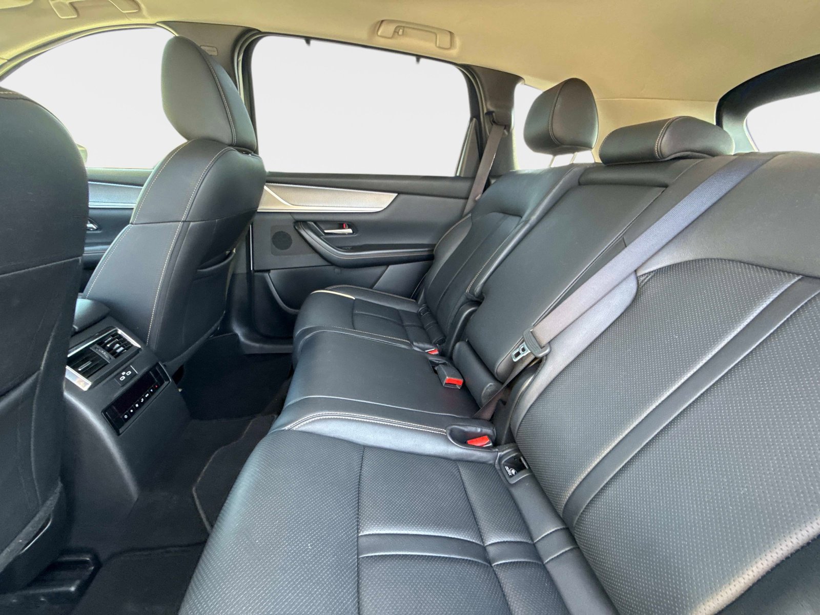 Used 2024 MAZDA CX-90 3.3 Turbo w/ Preferred Plus AWD/4WD image 15