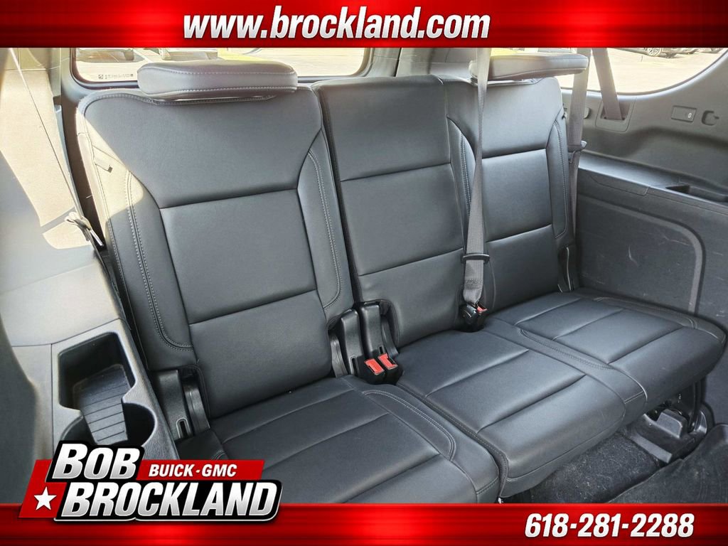 Used 2021 Chevrolet Suburban Z71 w/ Z71 Off-Road Package image 17
