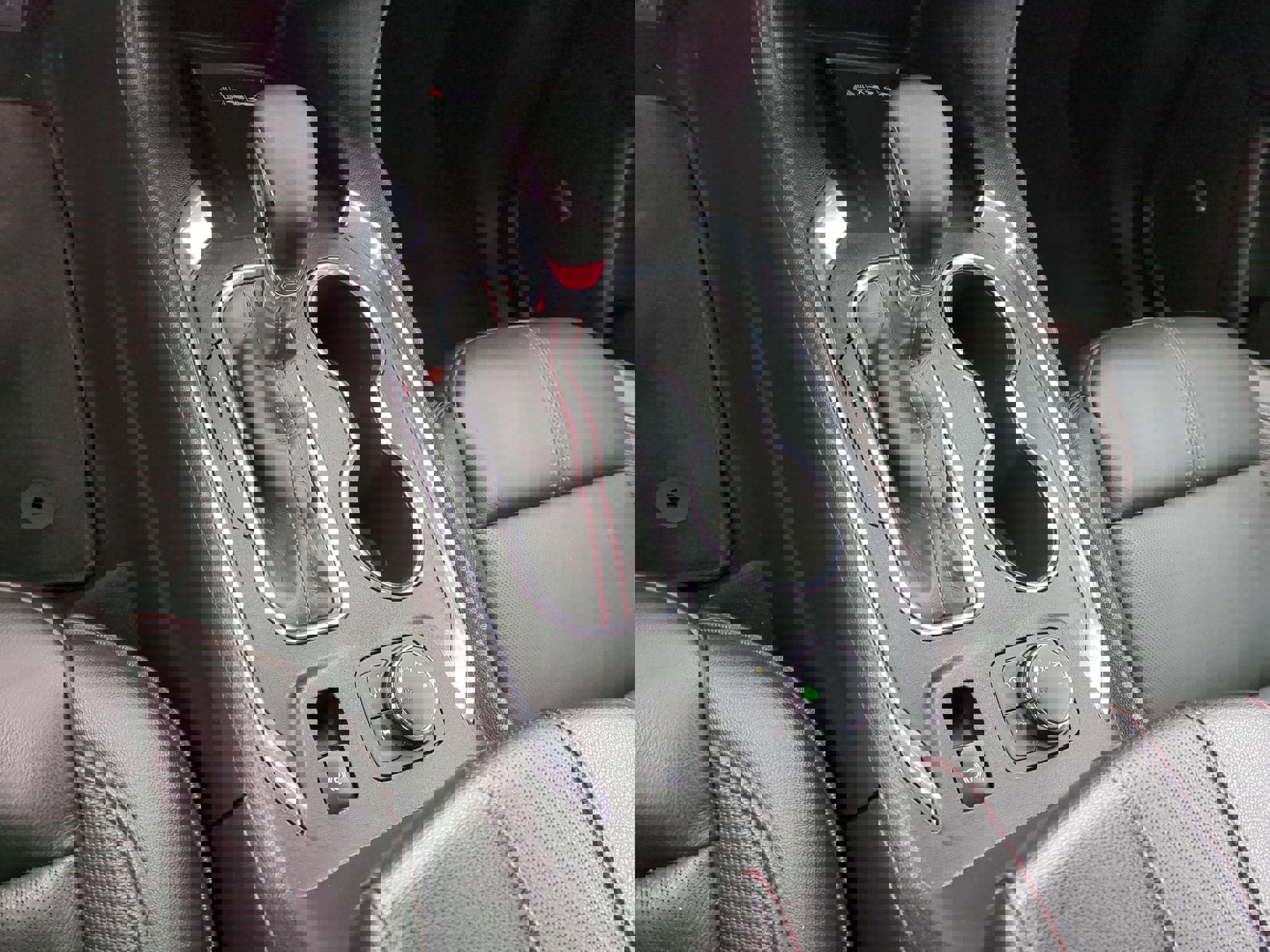 Certified 2023 Chevrolet Traverse RS image 16