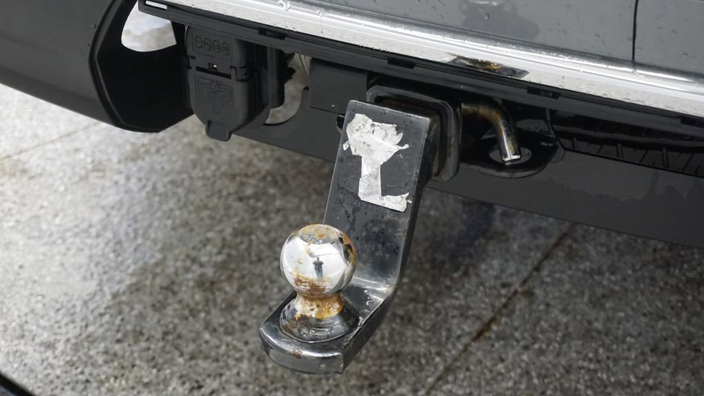 Used 2021 GMC Yukon XL SLT w/ SLT Premium Package image 25