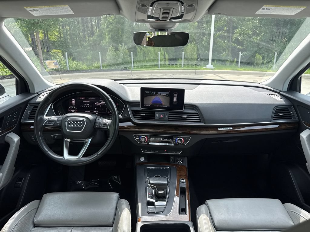 Used 2018 Audi Q5 2.0T Premium Plus w/ Premium Plus Package AWD/4WD image 16