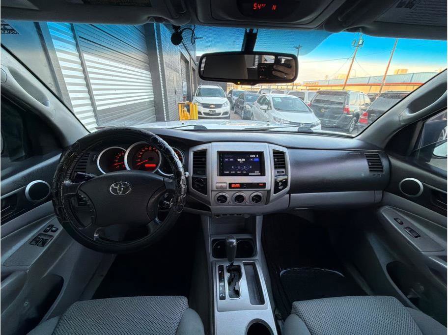 Used 2010 Toyota Tacoma 4x4 Access Cab V6 image 15