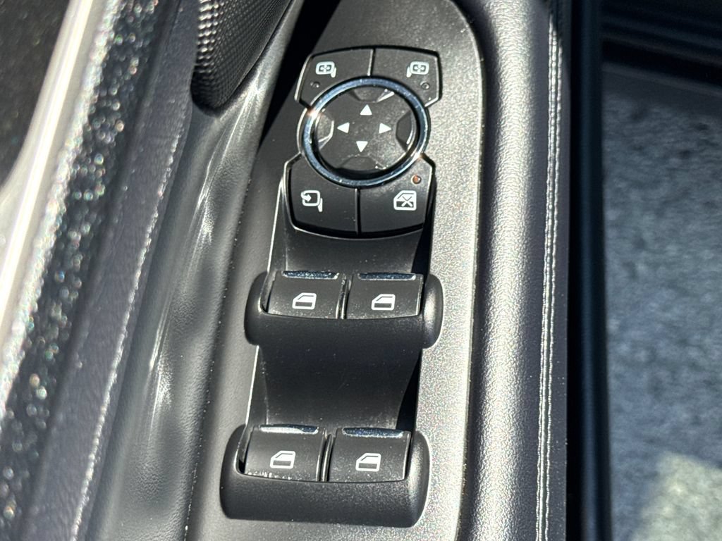 Used 2019 Lincoln MKZ Reserve FWD image 29