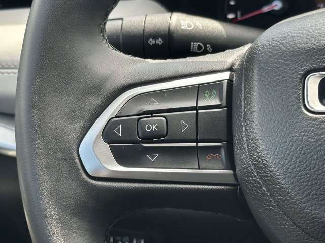 Used 2025 Jeep Compass Limited AWD/4WD image 23