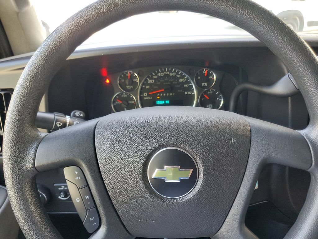 Used 2025 Chevrolet Express 2500 w/ Driver Convenience Package RWD image 17