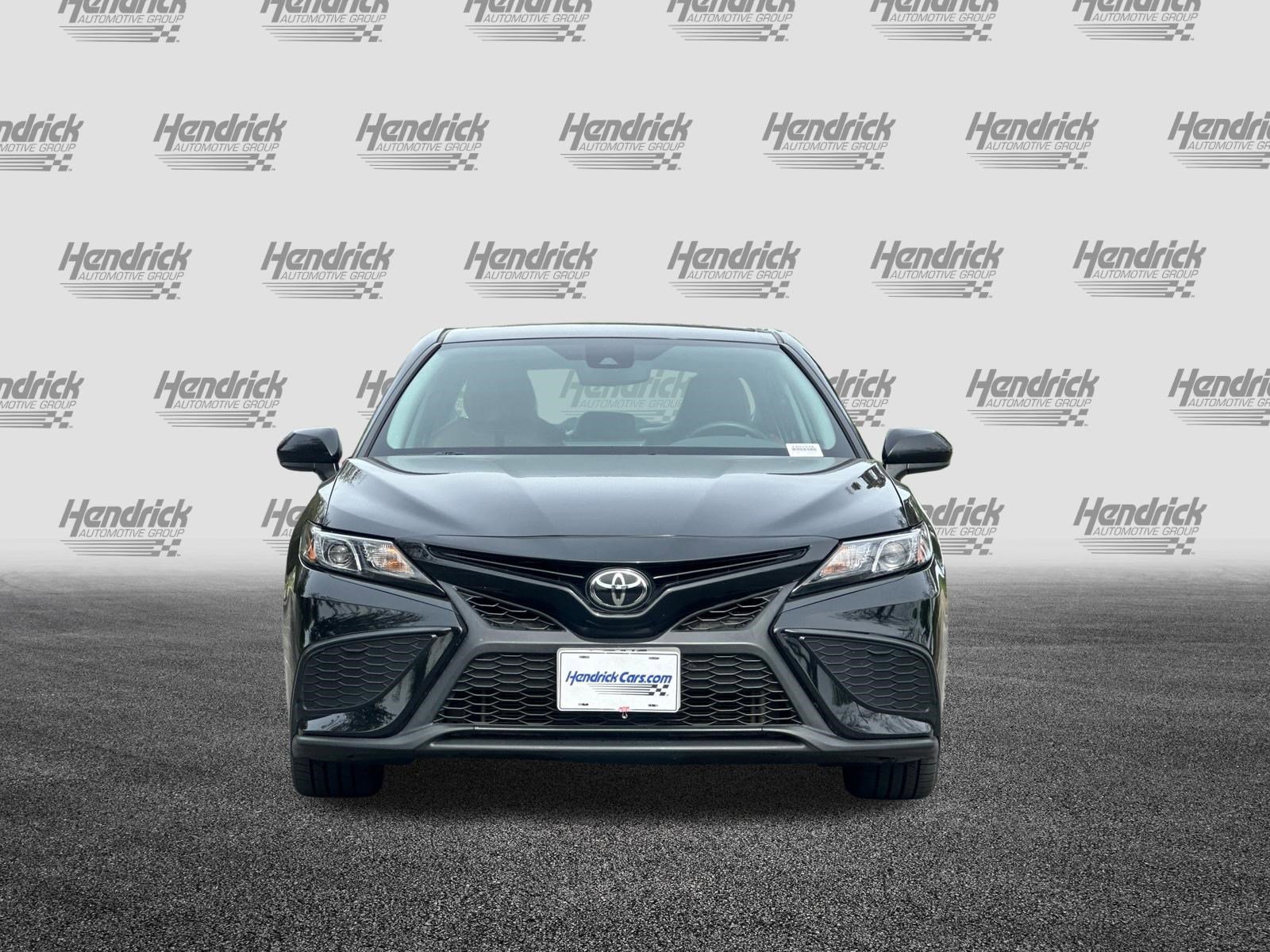 Used 2021 Toyota Camry SE image 10