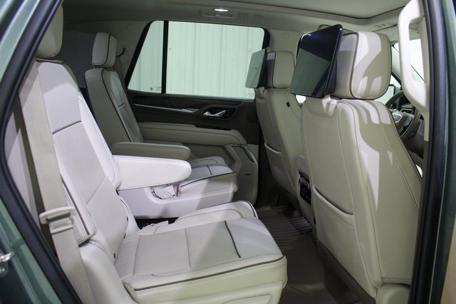 Used 2023 GMC Yukon Denali w/ Max Trailering Package image 17