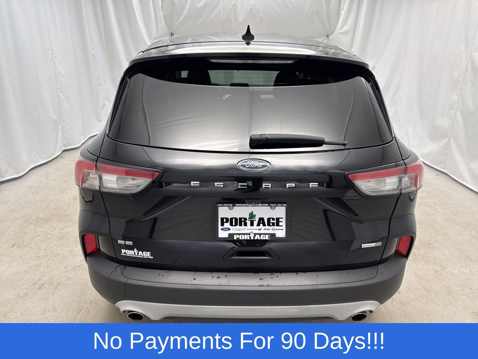 Used 2020 Ford Escape SE image 4