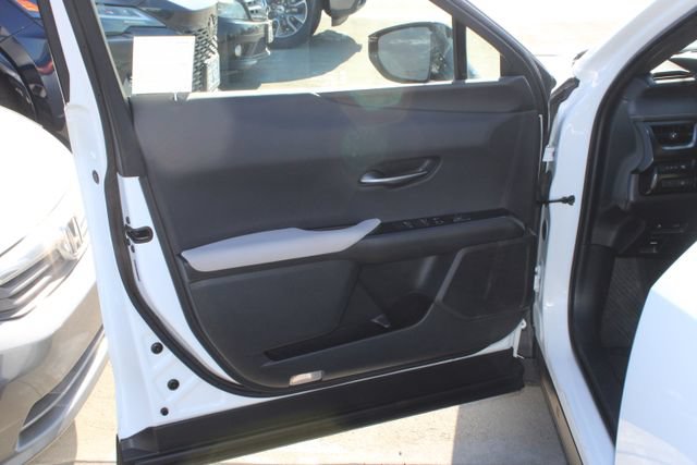 Certified 2023 Lexus UX 250h F Sport FWD image 11