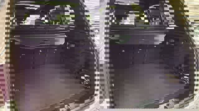 Certified 2026 Mercedes-Benz GLB 250 4MATIC image 32