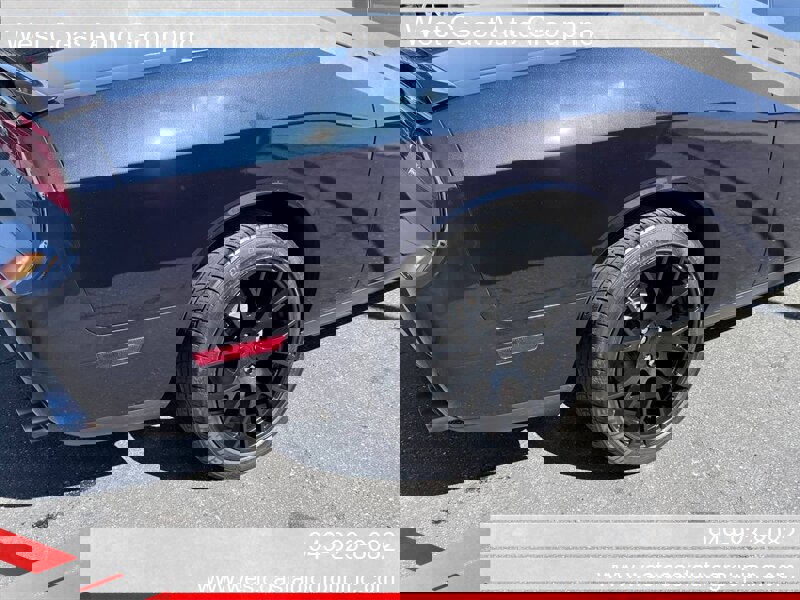 Used 2012 Dodge Challenger R/T image 23