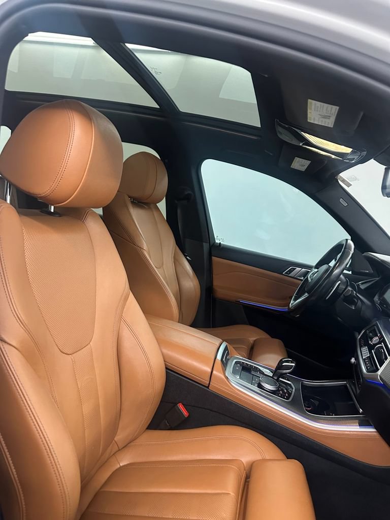 Used 2021 BMW X5 xDrive40i w/ M Sport Package AWD/4WD image 35