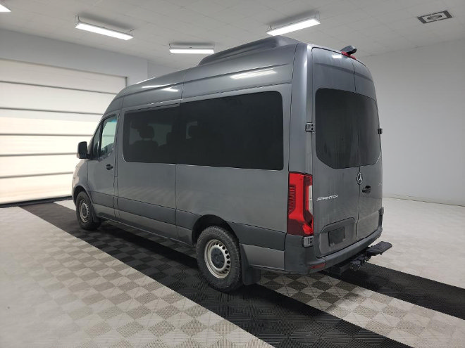 Used 2023 Mercedes-Benz Sprinter 2500 image 6