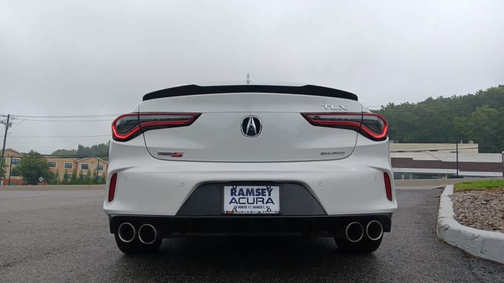 Used 2025 Acura TLX Type S AWD/4WD image 4